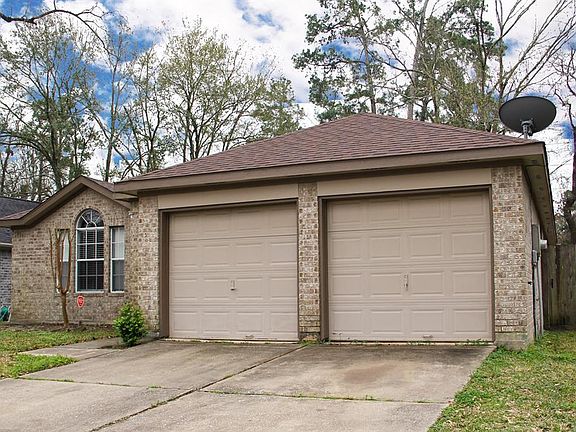 2nd image of 3918 Village Well Dr
