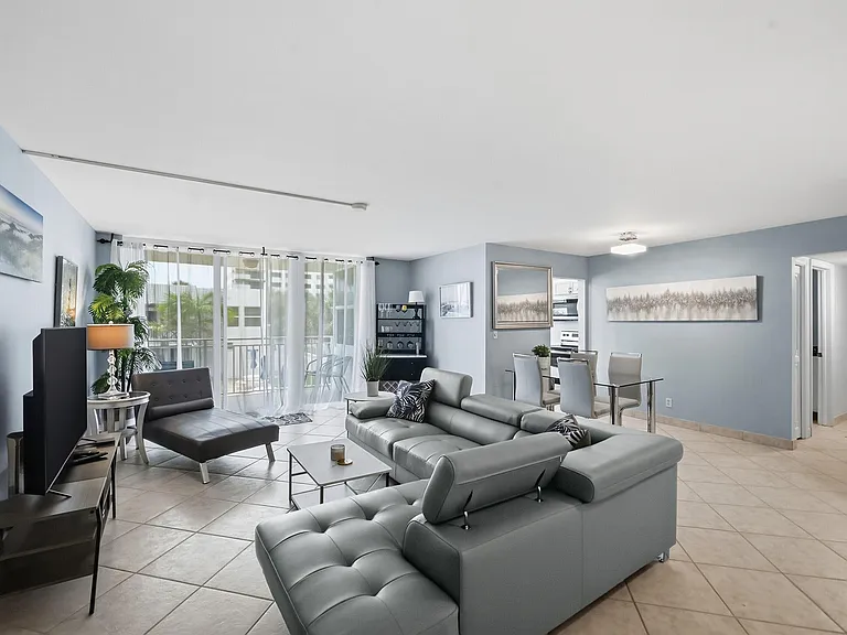 5200 N Ocean Blvd #203B — Photo 11