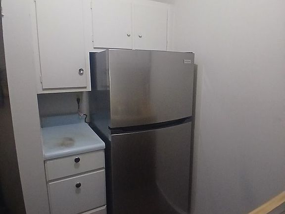 5th image of 622-644 S Allen Ave #1804
