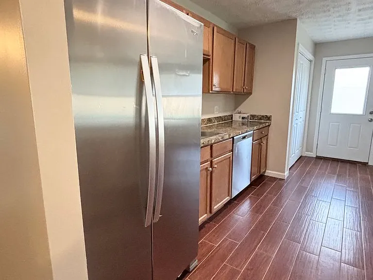 1747 Papaya Dr N — Photo 11