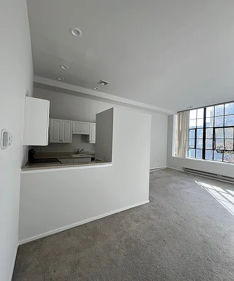 231 Race St #H — Photo 3