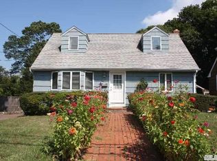 186 Nassau Rd, Huntington, NY 11743