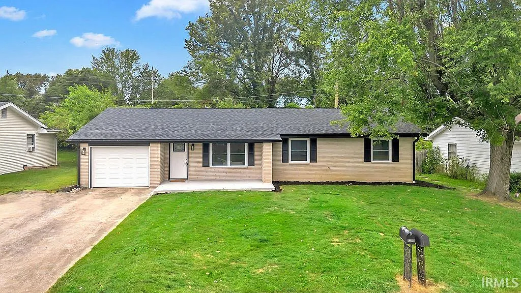 1709 Linwood Dr photo 1