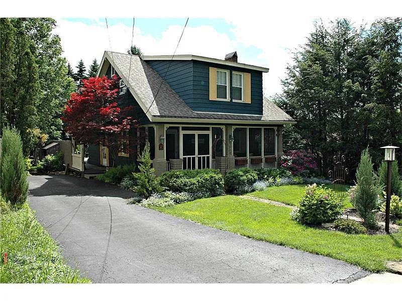 2400 Highland Ave photo 1