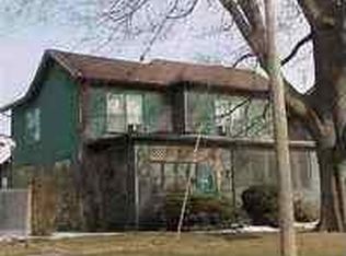 411 E 8th St, Waterloo, IA 50703
