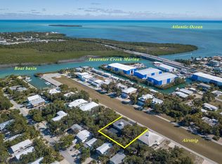 181 N Airport Rd, Plantation Key, FL 33036