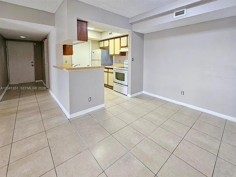 5654 Rock Island Rd #227 — Photo 3