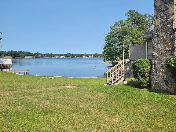 3rd image of 1036 Hileah Dr