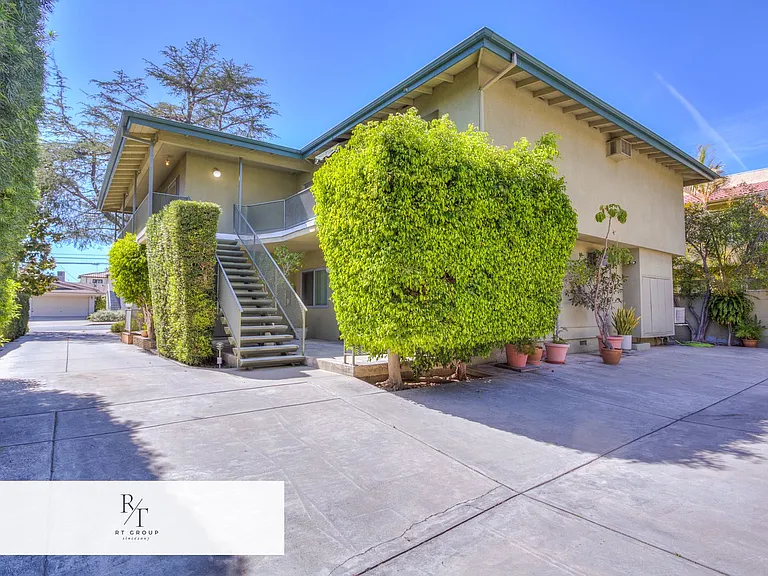 1032 S Golden West Ave #C — Photo 32