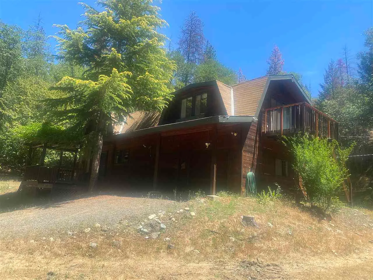 3210 Middle Creek Ranch Rd photo 1