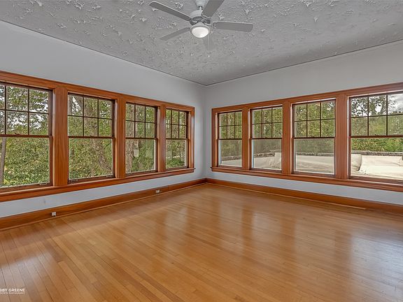 30th image of this home