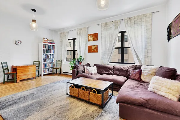 Rented by Cooper & Cooper Real Estate | media 13