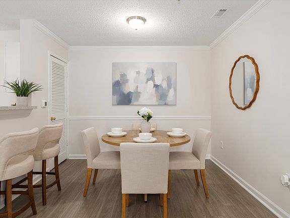 4th image of 50 Greenleaf Rd #939