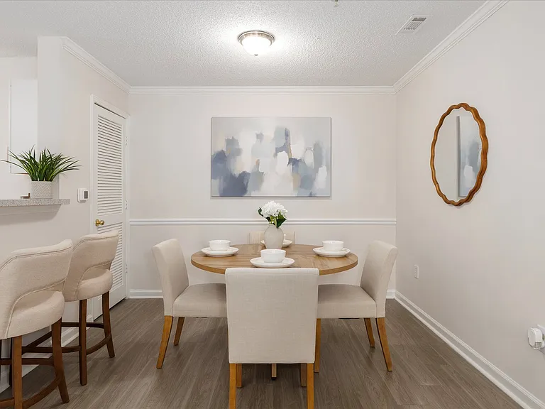 The Grove at Greenleaf — Photo 4