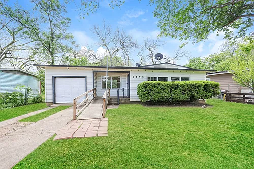 5175 Cardiff St Photo 1