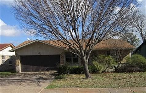 1st image of 626 Caladium Dr
