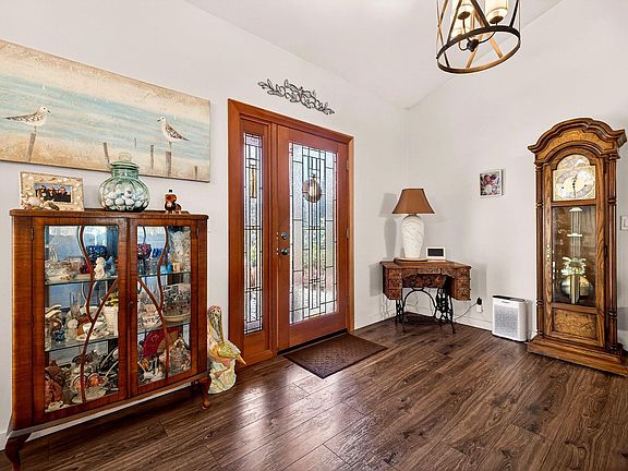 3rd image of 299 Alpine Fir Rd