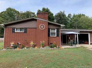 166 Cedar Ave, Hudson, NC 28638