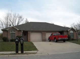 7912 S Andee Ln, Fort Branch, IN 47648
