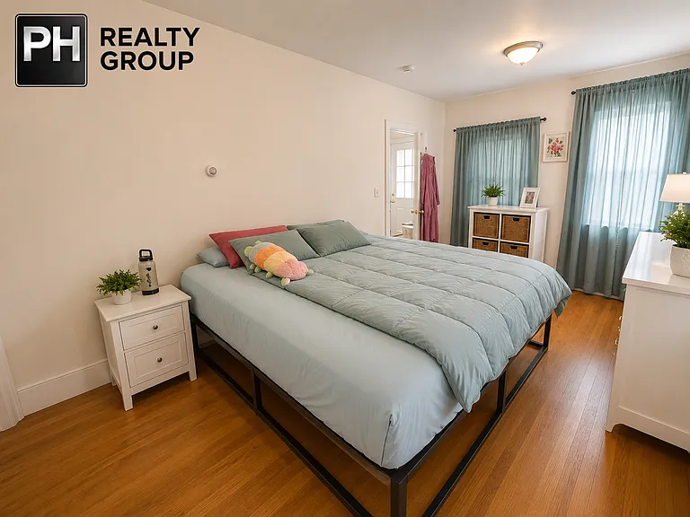 179 Belmont St #1 — Photo 16
