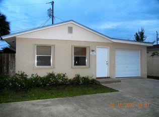 2202 Dock St, West Palm Beach, FL 33401