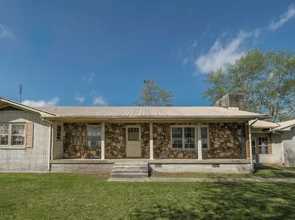 2095 Campbell St, Fyffe, AL 35971