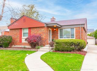 10130 Cambridge St, Westchester, IL 60154