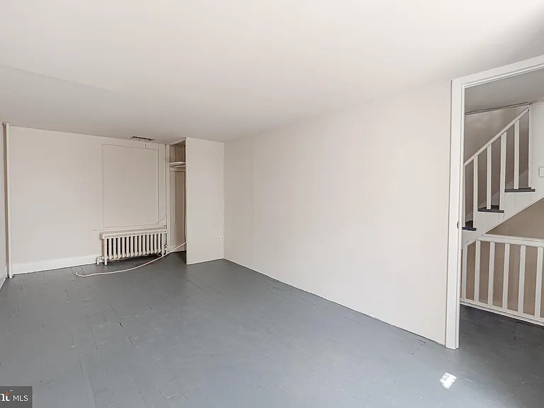 521 Maple Ave — Photo 11
