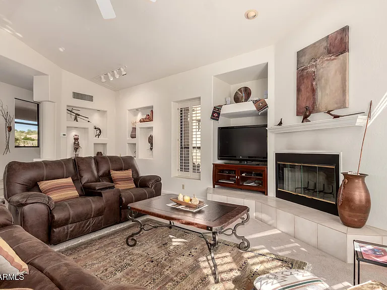 15048 N Elena Dr — Photo 4