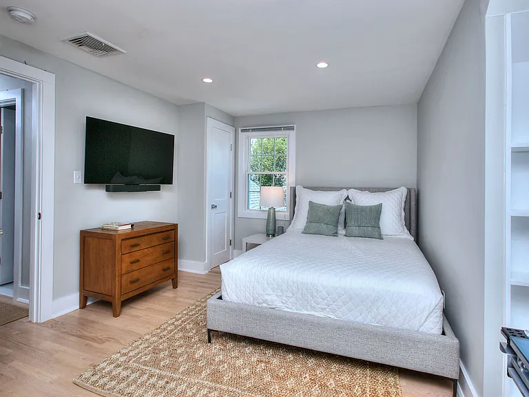 537 Penfield Rd — Photo 28