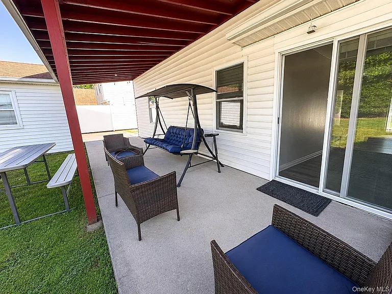 5 Regina St — Photo 16