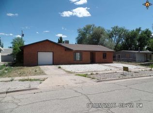825 Clovis Ave, Grants, NM 87020