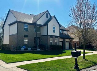 46514 Chalmers Dr, Macomb, MI 48044