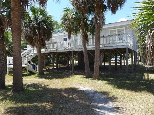 2604 Palmetto Blvd, Edisto Island, SC 29438