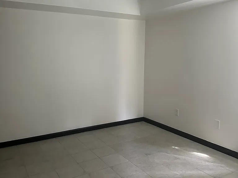 1644 Clear Lake Ave #B — Photo 2