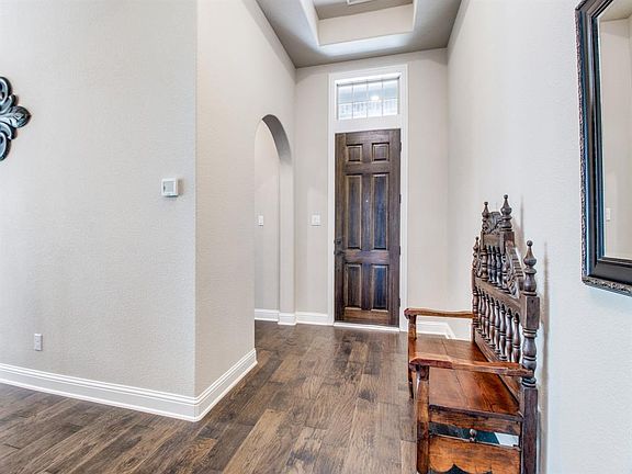 5th image of 4021 Dewberry Ln