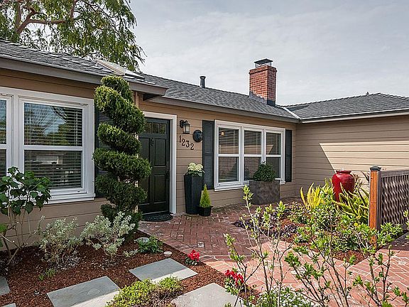 2nd image of 1232 Alameda De Las Pulgas