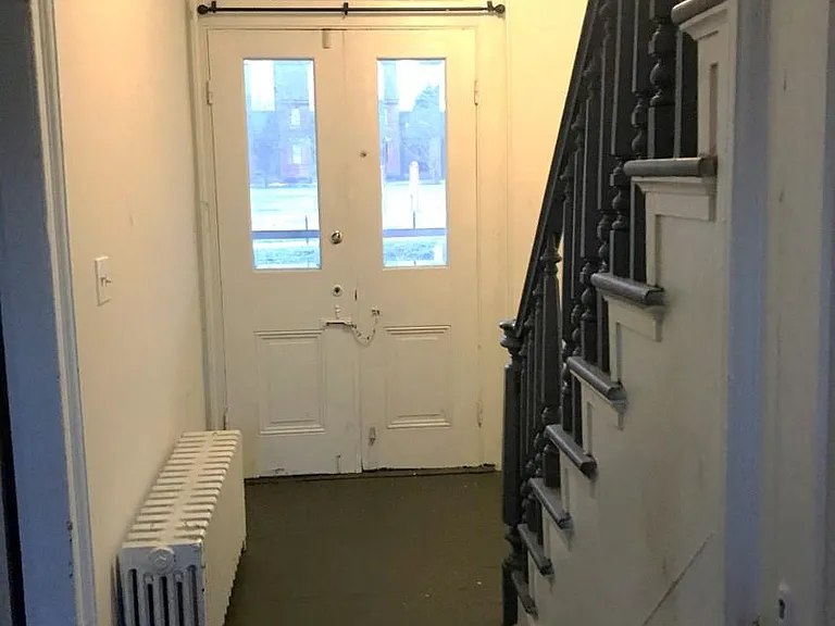 2 story unit