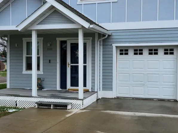 2333 Northern Lights Dr, Great Falls, MT 59401