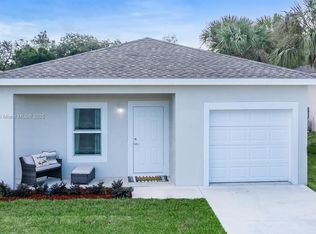 1481 Las Villas Blvd, Sebring, FL 33870