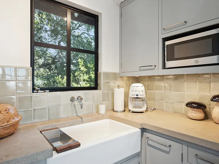 1090 Bart Rd — Photo 34