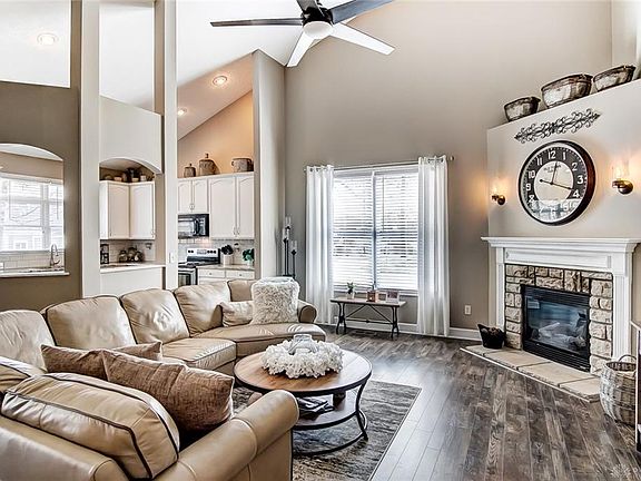 2nd image of 2060 Terrace Glen Ct