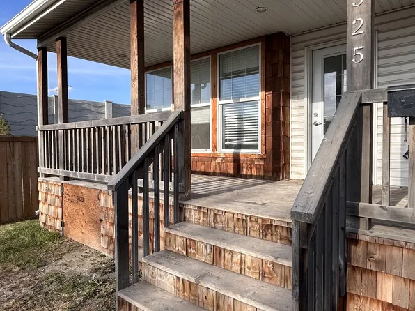 12525 77th St NW, Edmonton, AB T5B 2H6