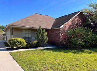 12275 Cottage Hl, Walker, LA 70785