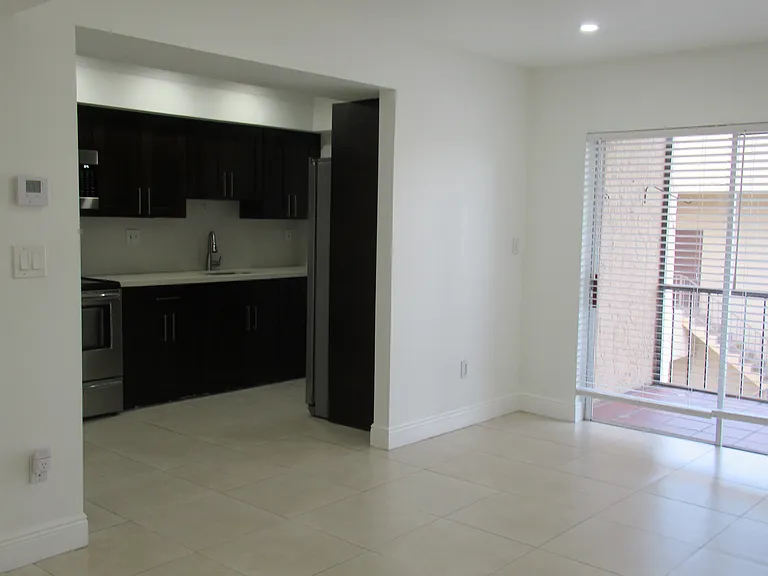8401 SW 107th Ave #371E — Photo 22