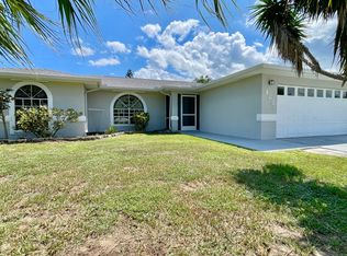 462 Tulip Dr, Sebastian, FL 32958
