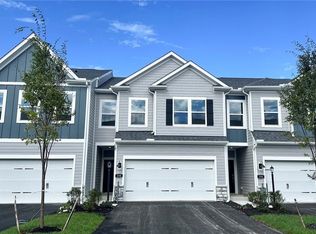 158 River Ridge Dr, Moon/crescent Township, PA 15108