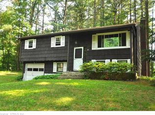 28 Curtis Dr, Tolland, CT 06084