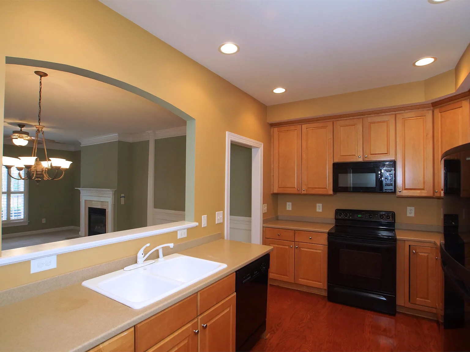 Anniston Court 217 - 1 — Photo 4