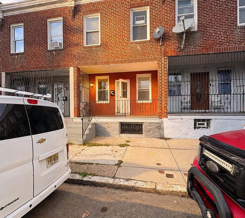1st image of 515 E Courtland St